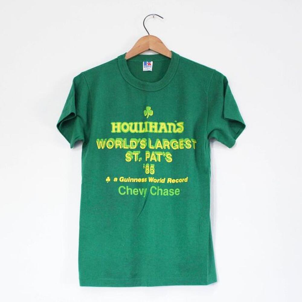 Vintage 1985 Houlihans Worlds Largest St Patricks Day Green T Shirt Small